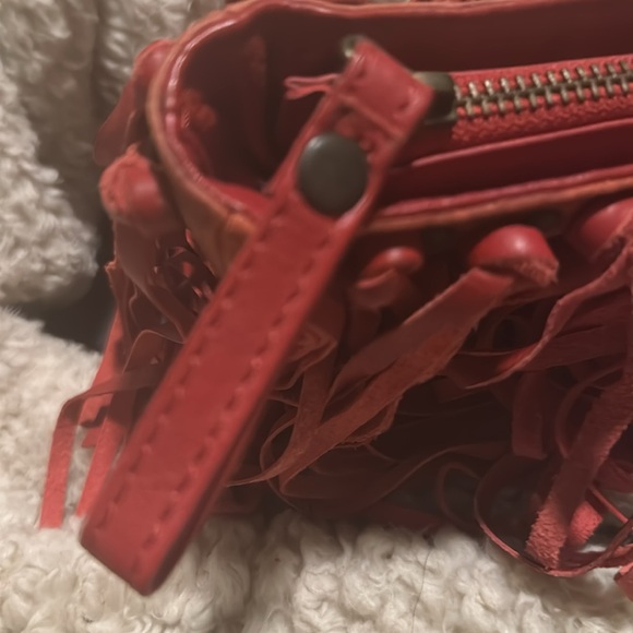 House of Harlow fringe clutch - Picture 6 of 11